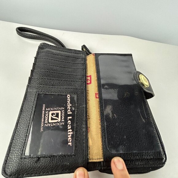Stone Mountain Embossed Paisley Black Leather Wallet Wristlet Clutch 7-1/2" X 4" - Picture 6 of 12